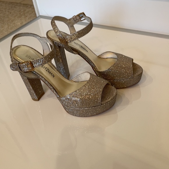 Stuart Weizmann Champagne Platforms 7.5 - Picture 4 of 8